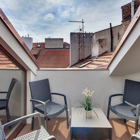 Michalska - Old Town Apartment Прага Екстериор снимка
